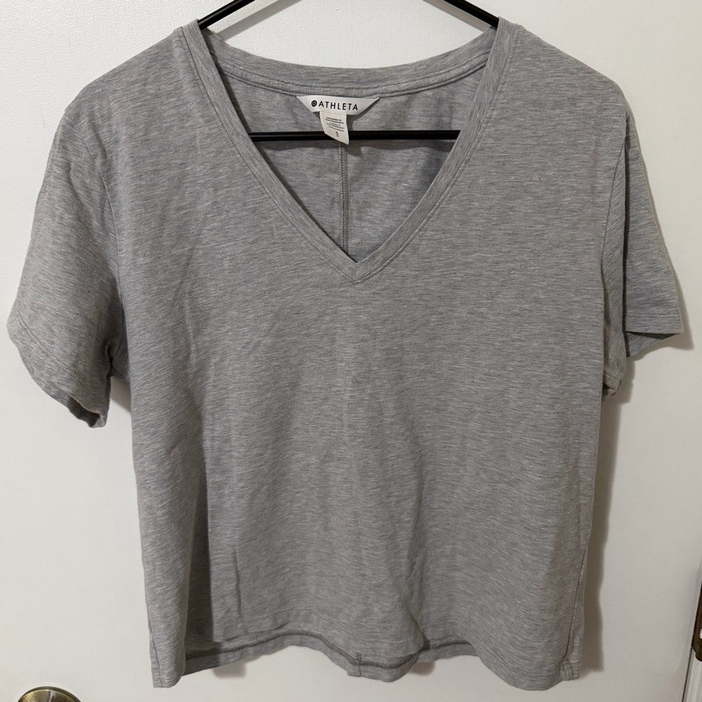 Athleta Gray V-Neck Tee Short Sleeve Soft Stretch Top Size S
